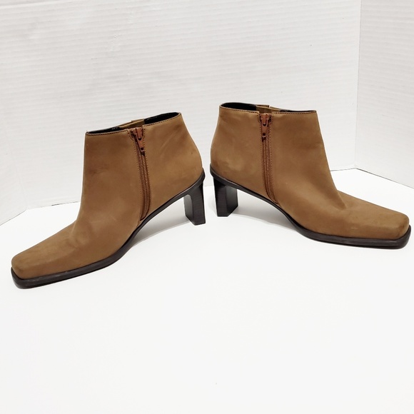 Etienne Aigner Leather Booties "Saddle" * - Picture 2 of 8